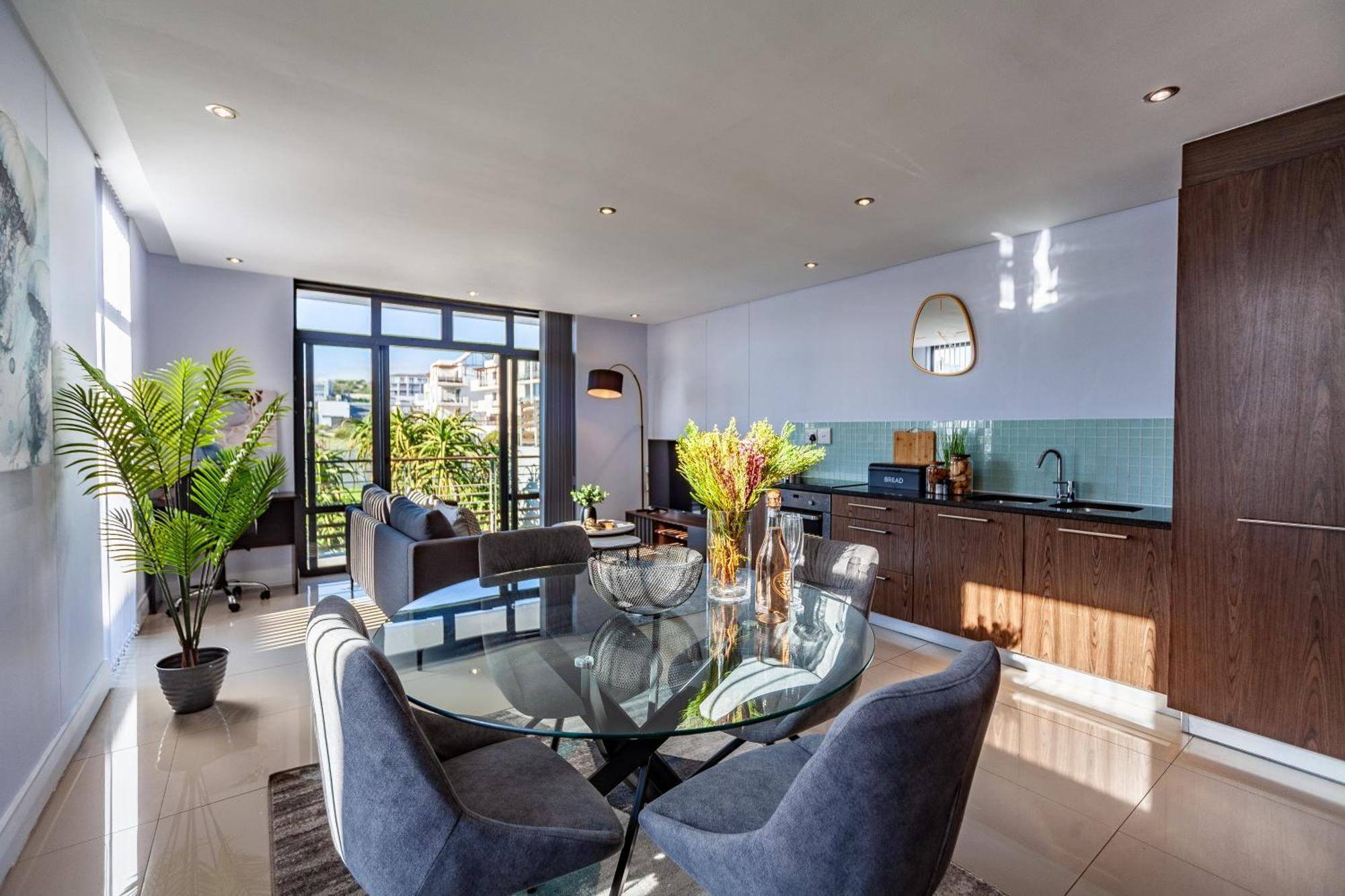 Modern Beachfront Studio- 133 Eden On The Bay *